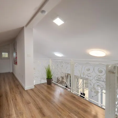 Shaula 1 Villa Bilice
