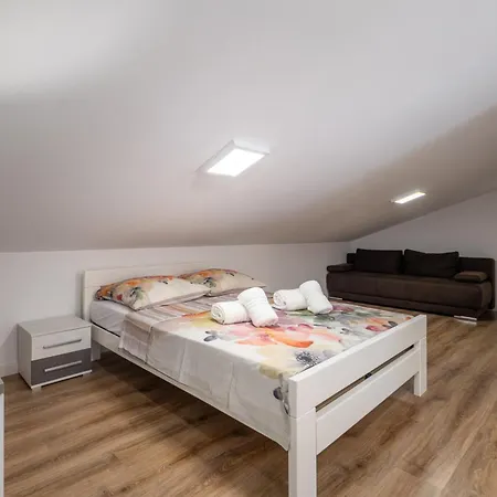 Shaula 1 Villa Bilice
